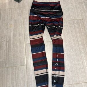 Beyond Yoga Cyclebar branded leggings Size M like new